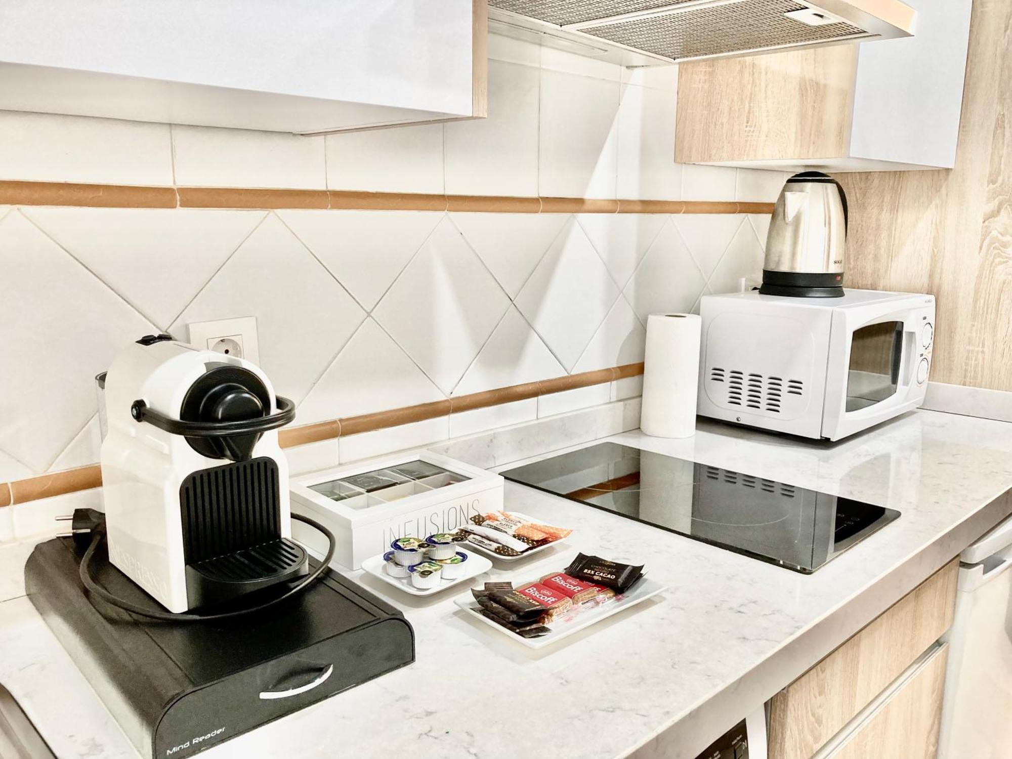 Apartamentos Nuria 19 グラナダ エクステリア 写真