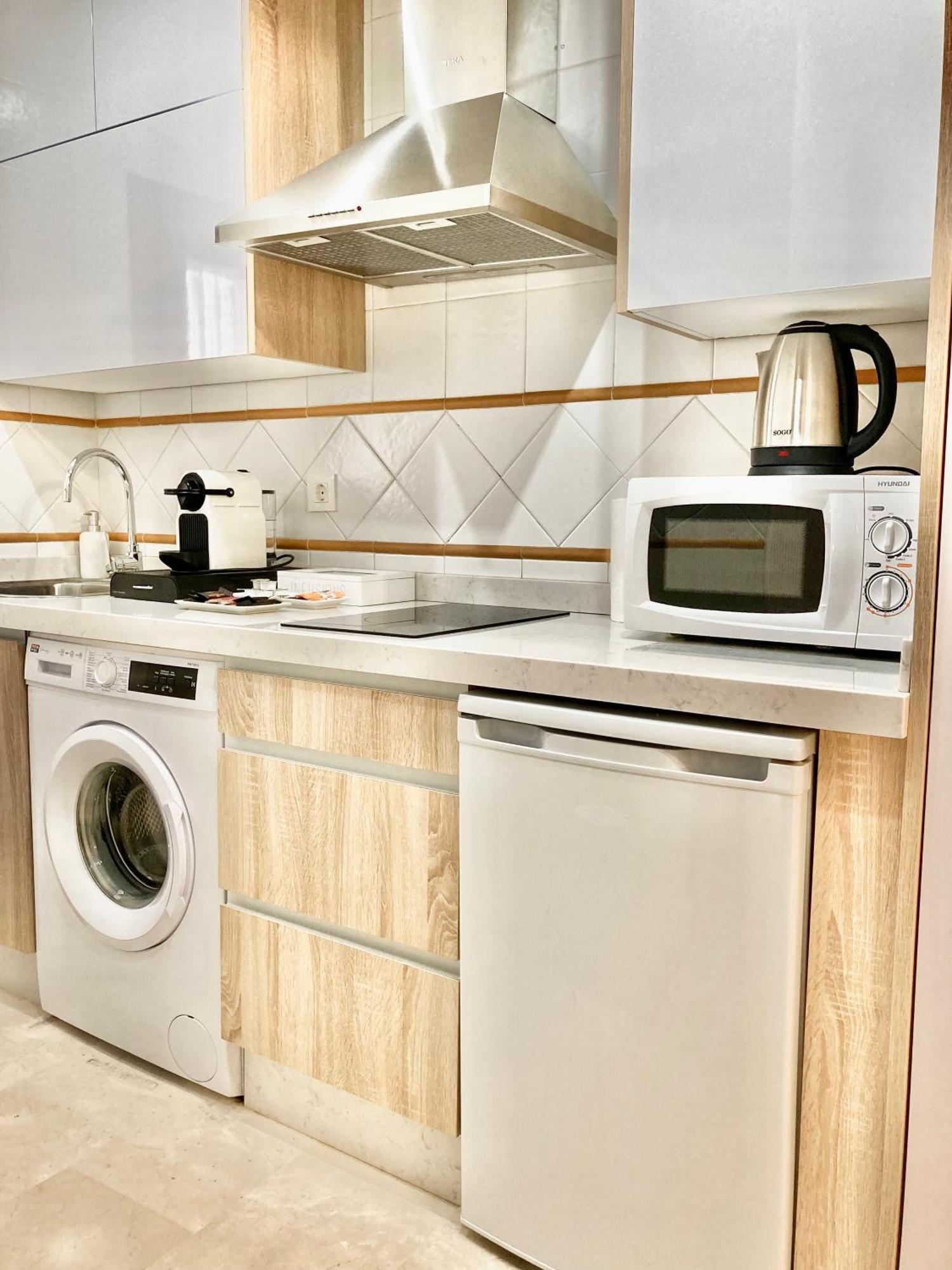 Apartamentos Nuria 19 グラナダ エクステリア 写真